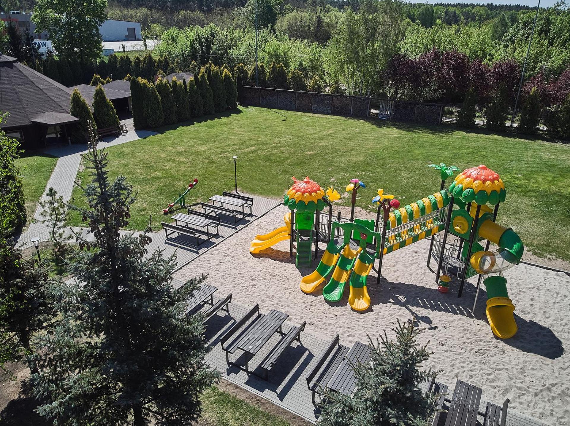 Hotel Baranowski Слубице Экстерьер фото